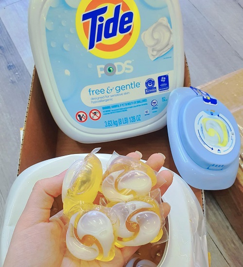 Viên giặt xả Tide Pods Free and Gentle review-6